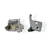 Lubricador de aguja 209661 compatible con fileteadora Pegasus M700, ideal para mantener la aguja engrasada y evitar el desgaste.