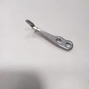 Guarda Looper Pegasus 118-9001, repuesto de alta precisión diseñado para mantener el looper en su lugar, asegurando costuras duraderas y de alta calidad con fácil instalación y resistencia al desgaste.