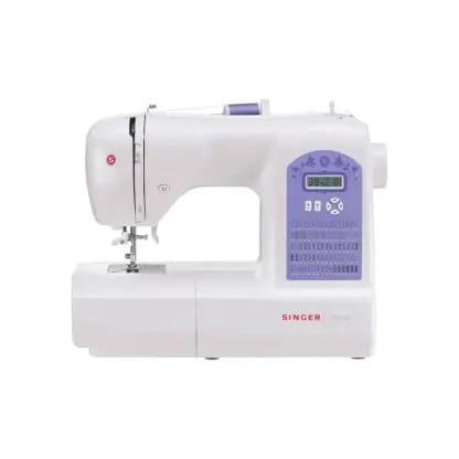 Imagen de la Máquina Familiar Electrónica 6680, diseñada para ofrecer precisión, facilidad de uso y tecnología avanzada, ideal para proyectos de costura doméstica con variedad de puntadas preprogramadas y enhebrado automático.