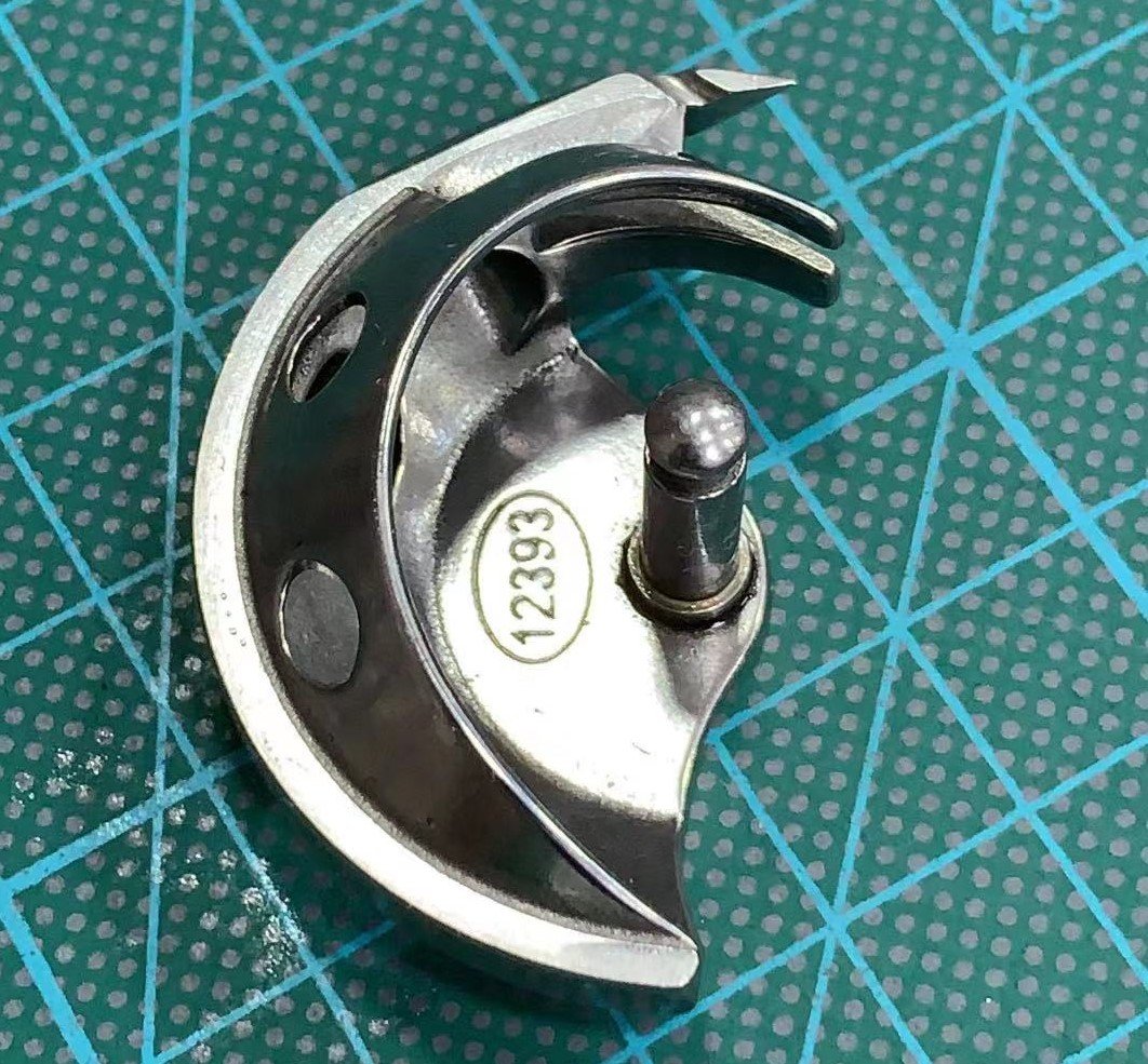 12393 GANCHO 3117 SINGER LANZADERA