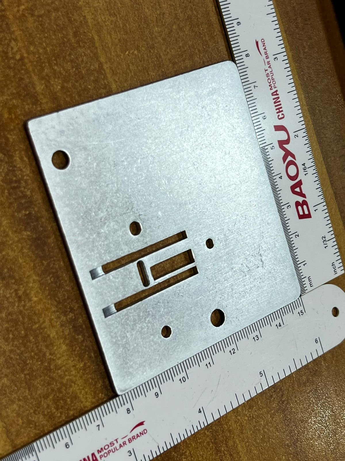 PLANCHUELA JANOME O PFAFF 303 LR1122 REPUESTOS 730027007 2222222 - Imagen 3