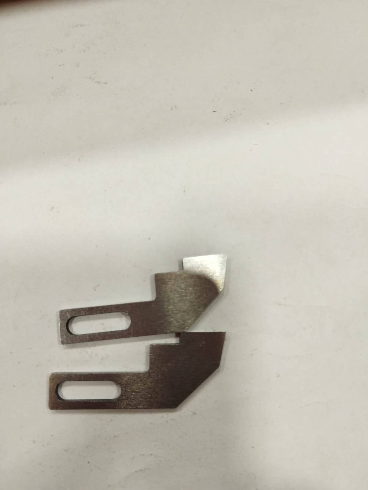 61591029 CUCHILLA BROTHER 605 INFERIOR BABY LOOK - Imagen 2